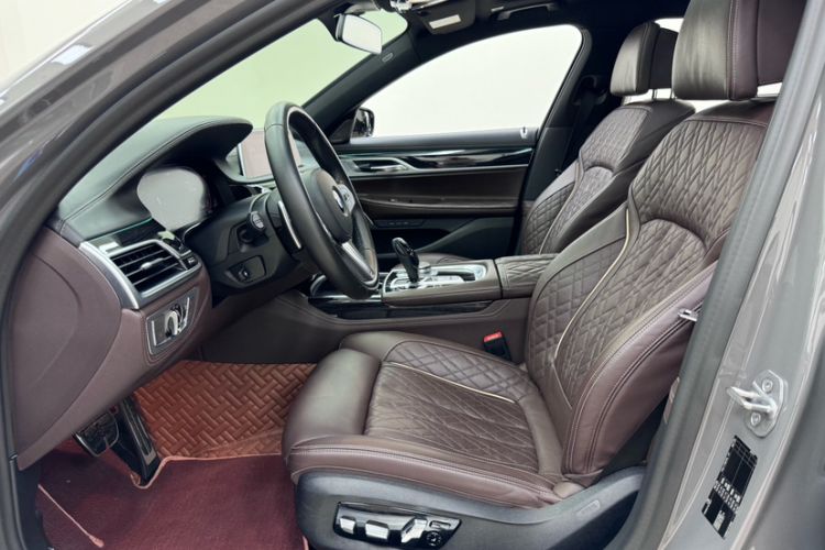 Used BMW 7 Series 2021 740Li Leading Model M Sport Package
