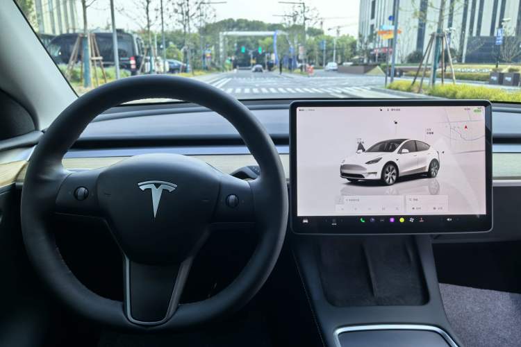 Used Tesla Model Y 2022 Rear-Wheel-Drive Version
