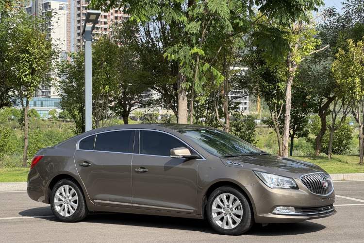 Used Buick LaCrosse 2013 2.4L SIDI Leading Comfort Version
