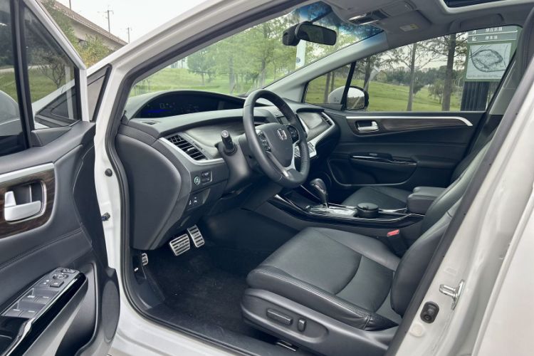 Used Honda Jade 2017 210 TURBO CVT Luxury Edition 5 Seats
