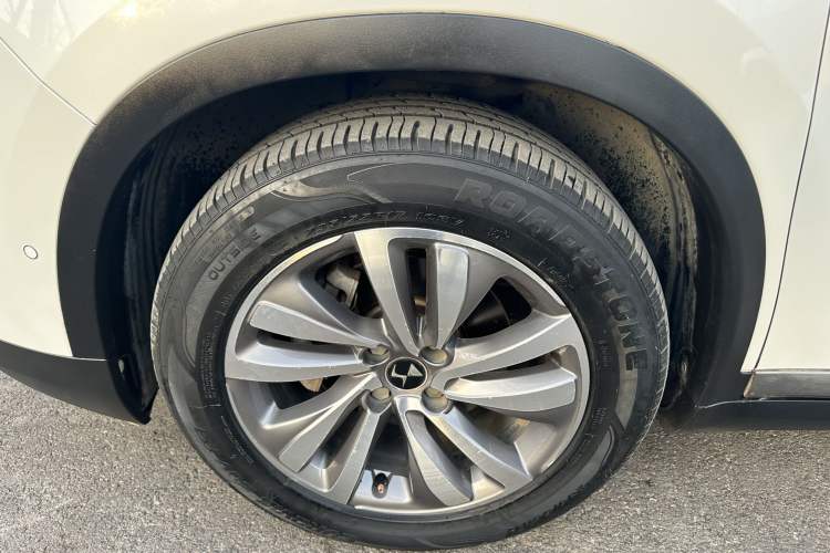 Used  6 2016 1.6T Luxury Edition THP160
