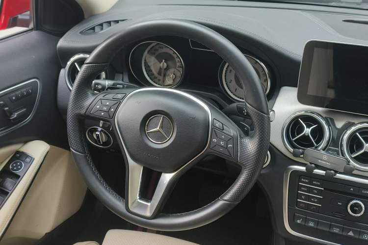 Used Mercedes-Benz GLA 2016 GLA 220 4MATIC Fashion Edition