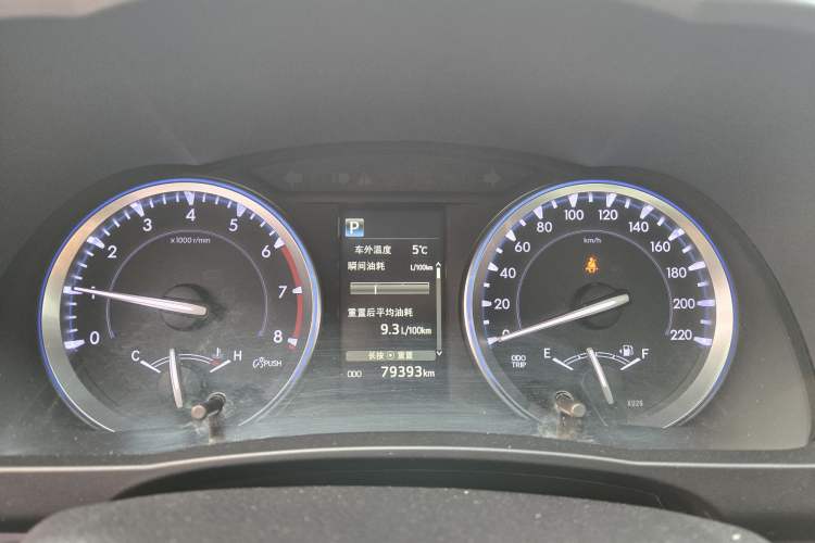 Used Toyota Highlander 2018 2.0T Four-Wheel Drive Luxury Edition 7 Seats China V Emission Standard
