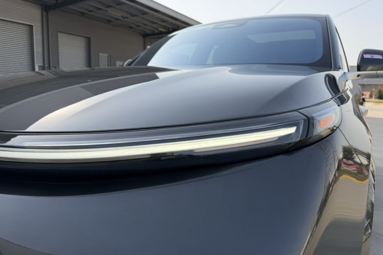 Used Li Auto L8 2023 Pro Model
