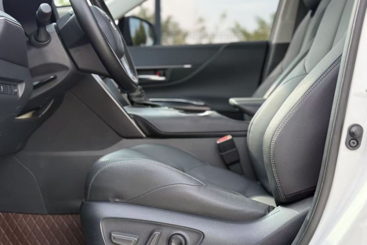 Used Toyota Venza 2023 2.0L CVT Two-Wheel Drive Prestige Version
