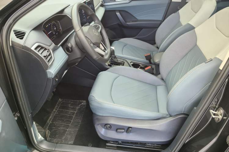 Used Volkswagen Tharu 2024 300TSI Two-Wheel-Drive Full Moon Edition