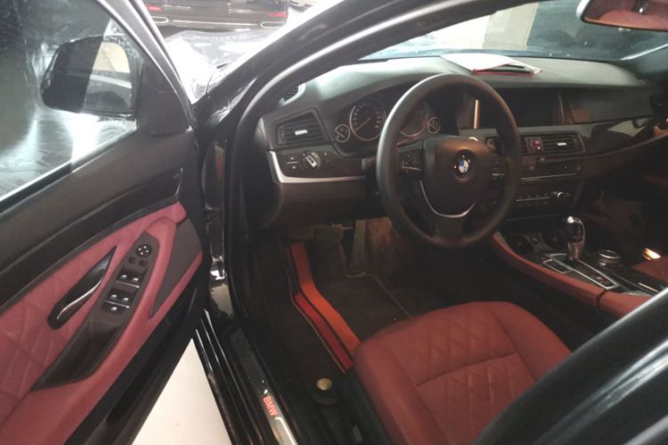 Used BMW 5 Series 2014 525Li Luxury Design Package
