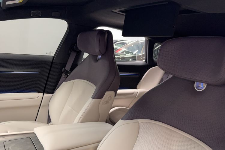 Used  12 2025 Master All-Electric Four-Wheel Drive
