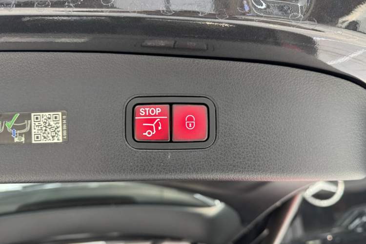 Used Mercedes-Benz GLC 2023 GLC 300 L 4MATIC Luxury 7-Seater
