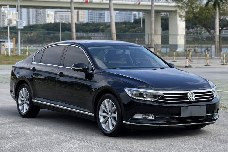 Used Volkswagen Magotan 2019 330TSI DSG Leading Model China VI Standard