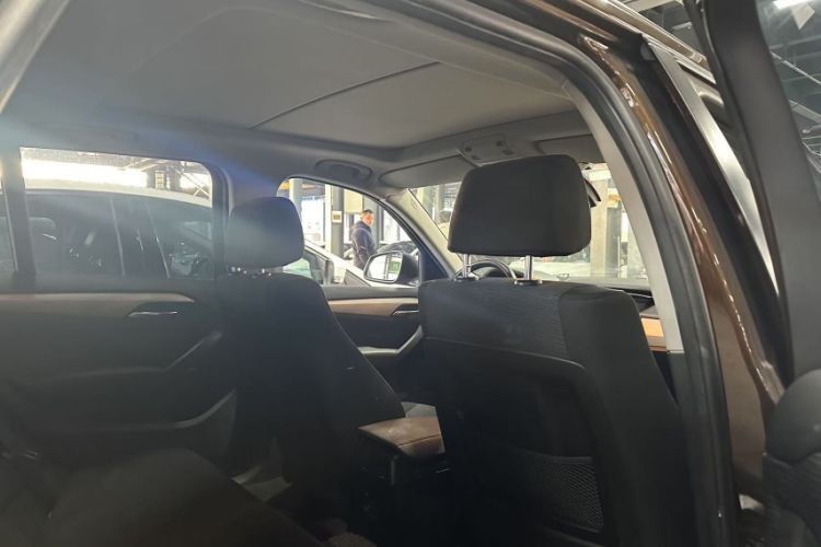 Used BMW X1 2013 sDrive18i Fashion Model
