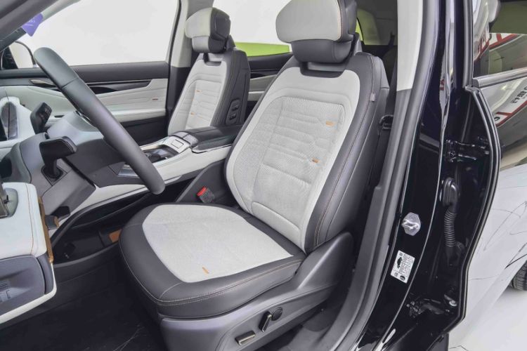 Used Ford Edge 2023 Ford Explorer L 2.0T EcoBoost Four-Wheel Drive 7-Seater Supreme Model