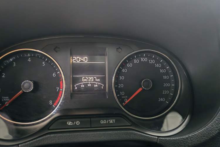 Used Volkswagen Polo 2016 1.6L Automatic Comfort Model
