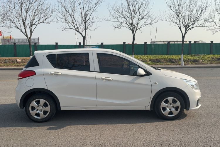 Used Baojun 310 2016 1.2L manual Comfort trim level
