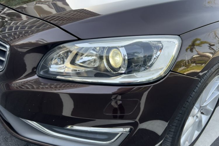 Used Volvo S60 2018 S60L T3 Smart Upgrade Edition
