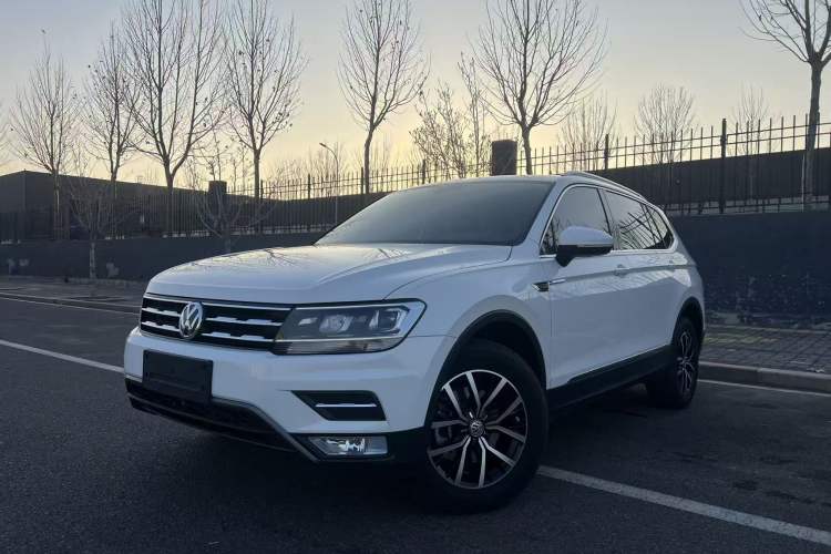 Used Volkswagen Tiguan L 2018 330TSI Automatic Two-Wheel Drive Luxury Edition