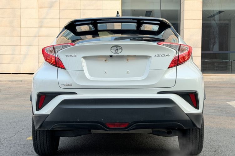 Used Toyota IZOA 2018 2.0L Yichi Version China VI Standard