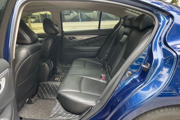 Used Infiniti Q50L 2018 2.0T Enjoyment Edition China V standard
