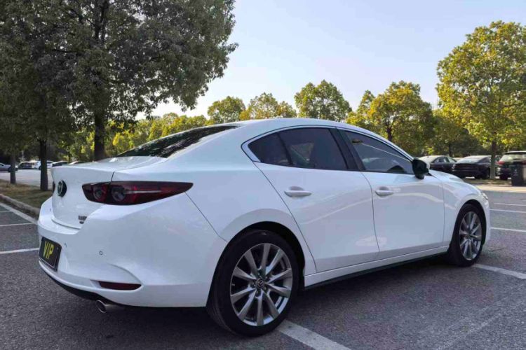 Used Mazda Mazda 3 Axela 2021 2.0L Automatic ZhiXuan Edition
