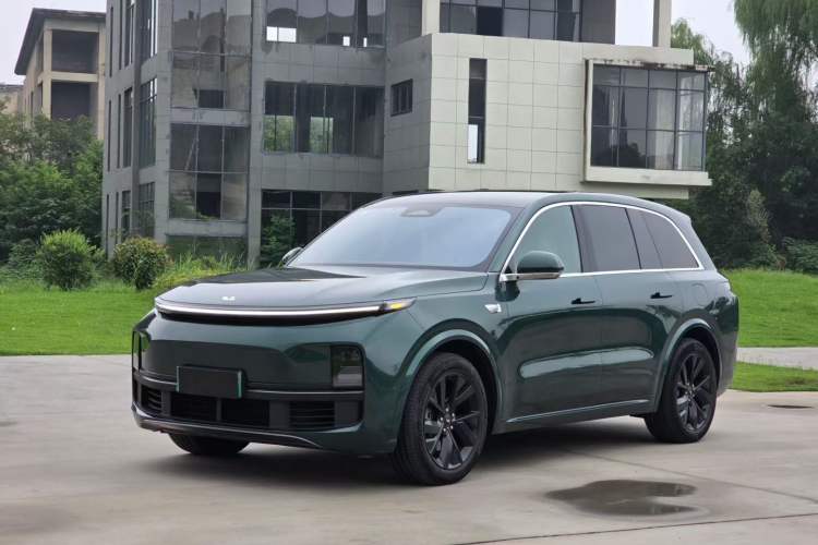 Used Li Auto L8 2023 Pro Model
