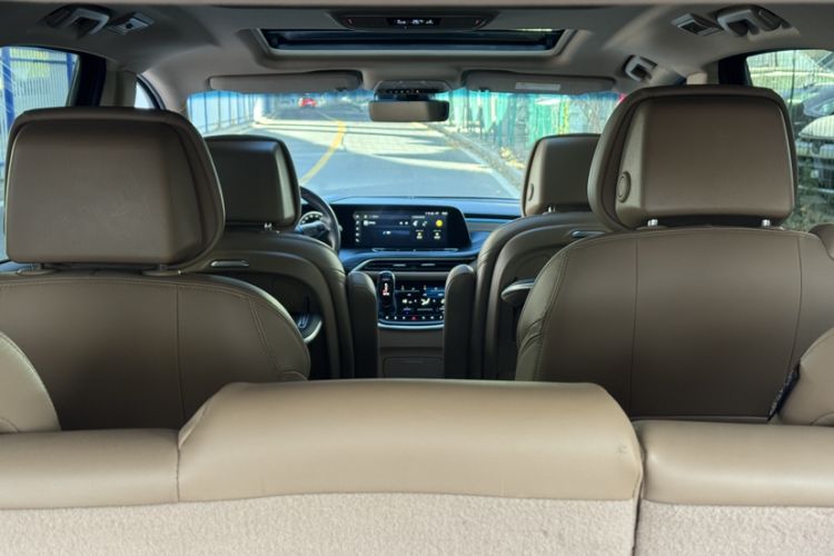 Used Buick GL8 2021 ES Land Cruiser 653T Luxury Edition