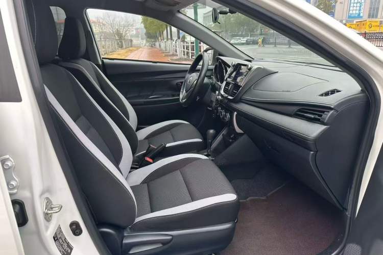 Used Toyota YARiS L 2022 X-Trail 1.5L CVT Leading PLUS Edition