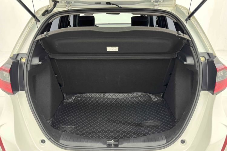 Used Honda Fit 2021 1.5L CVT Trend Edition
