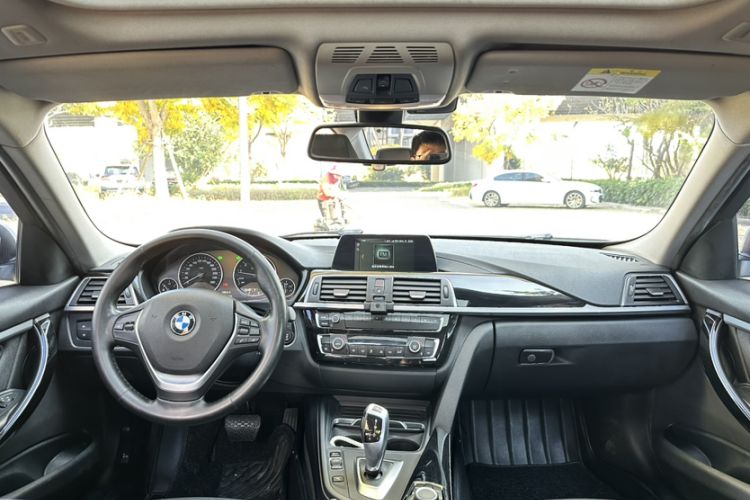 Used BMW 3 Series 2018 320Li Fashion Model
