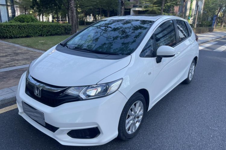 Used Honda Fit 2018 1.5L CVT Comfort Sunroof Version