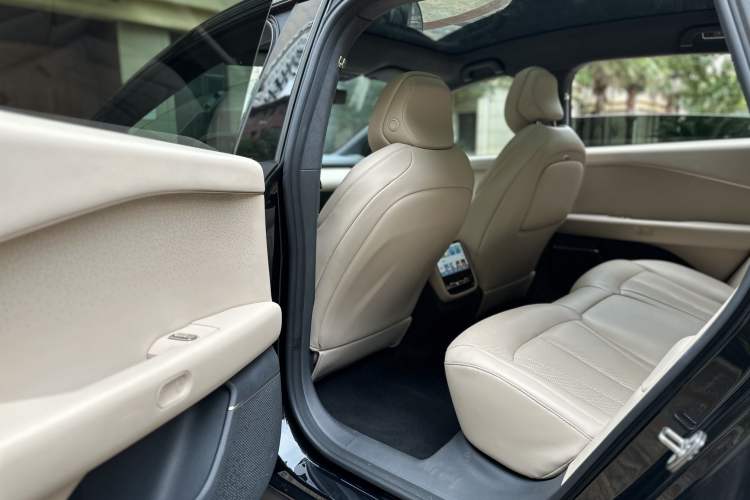 Used XPeng P7+ 2024 Long-Range Max
