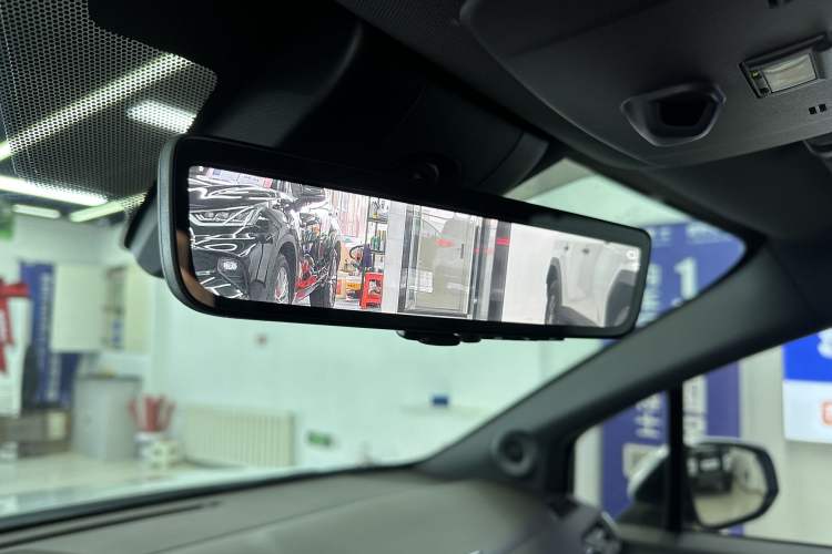 Used Toyota Sienna 2021 2.5L Hybrid Platinum Edition