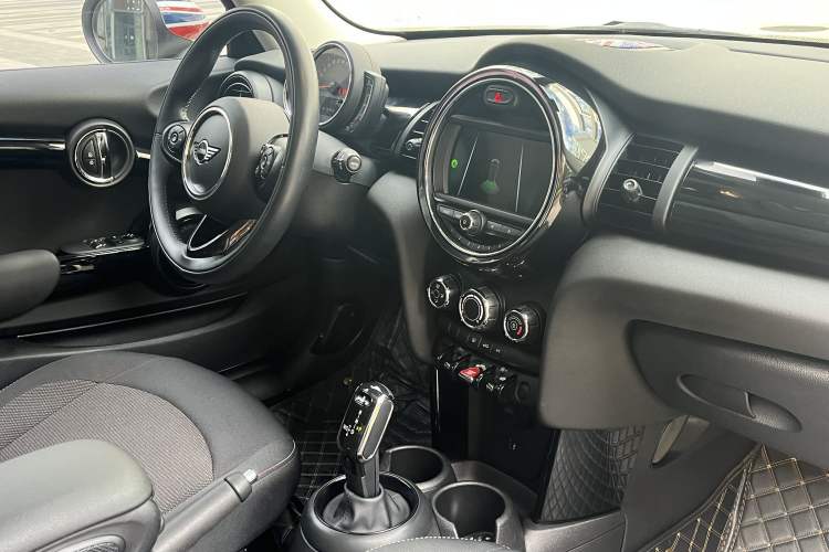 Used  MINI 2018 1.5T ONE PLUS