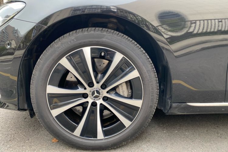 Used Mercedes-Benz E-Class New Energy 2022 Restyled E 350 e L Plug-in Hybrid Sedan
