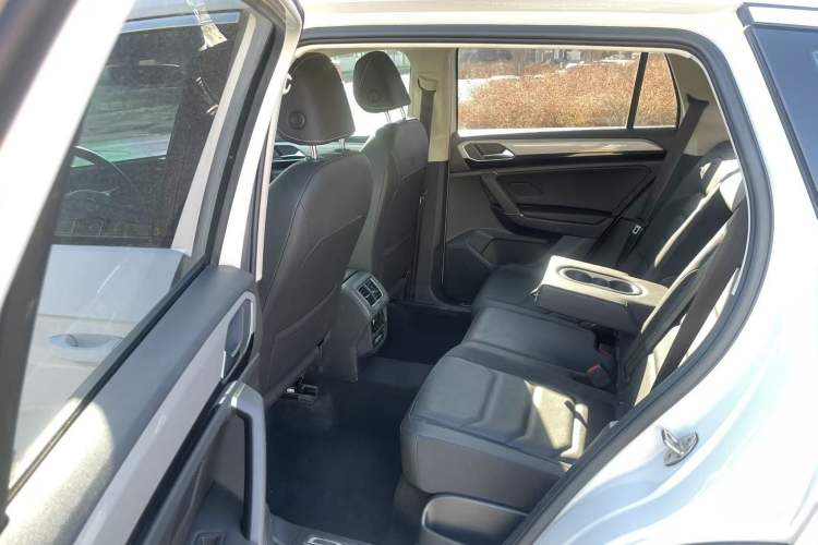 Used Volkswagen Tayron 2020 330TSI Two-Wheel Drive Luxury Smart Connectivity Version