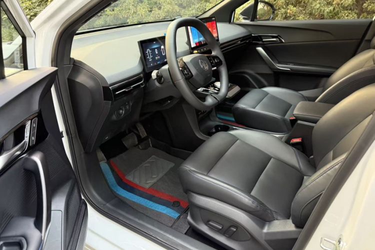 Used MG 4 EV 2023 415 km Range Sea-Faring Champion Edition