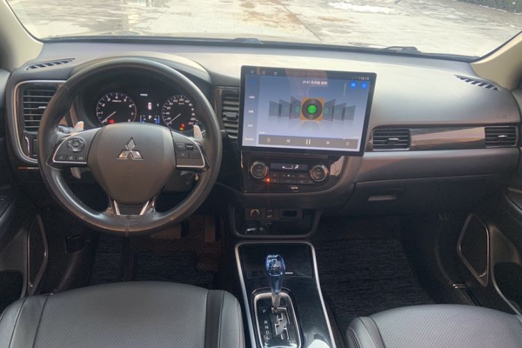 Used Mitsubishi Outlander 2018 2.4L 4x4 Elite Edition 5 Seats