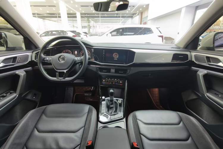 Used Volkswagen Tayron 2022 330TSI Two-Wheel Drive Luxury Smart Connectivity Version
