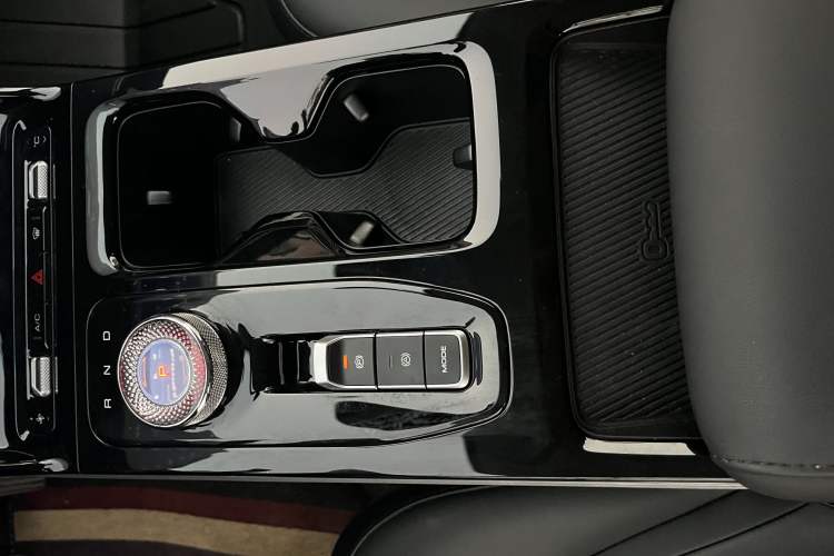 Used Wuling Xingguang 2024 Co-Creation Edition 510 Advanced Model
