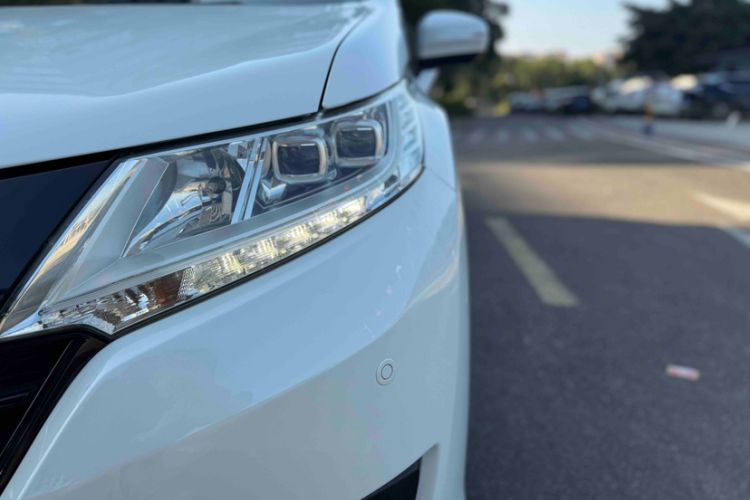 Used Honda Odyssey 2015 Revised Version 2.4L Supreme Edition