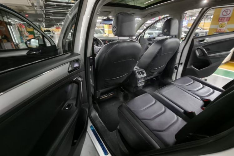 Used Volkswagen Tiguan L 2018 330TSI Automatic Two-Wheel Drive Luxury Edition