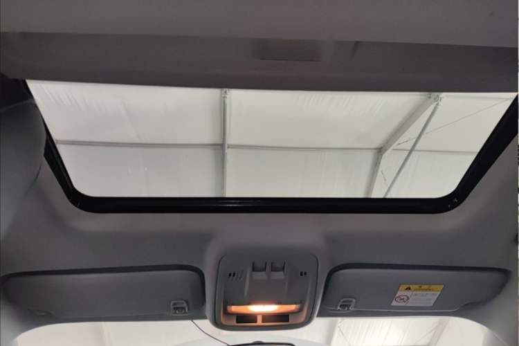 Used Chevrolet Cruze 2018 320 Automatic Pioneer Sunroof Edition
