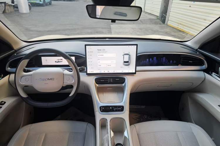 Used  Geome 2025 UP 410km Exploration+ Edition