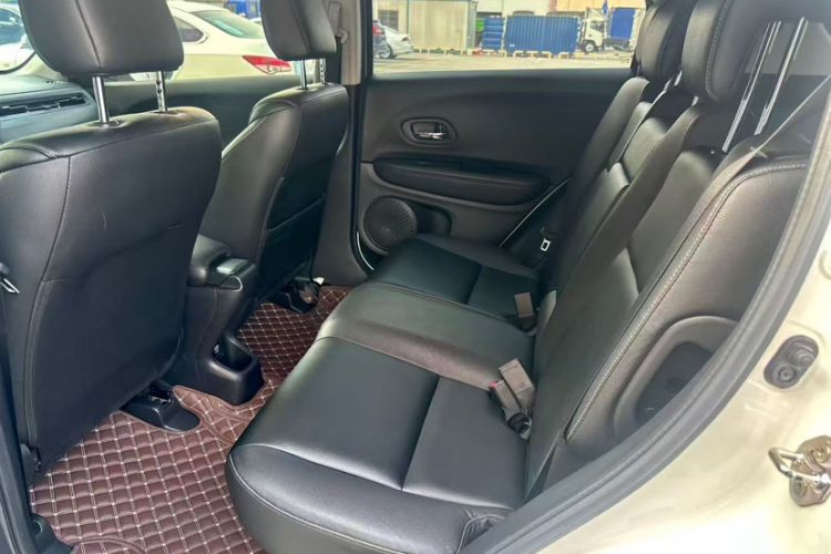 Used Honda Vezel 2016 1.8L CVT Front-Wheel Drive Pioneer Edition