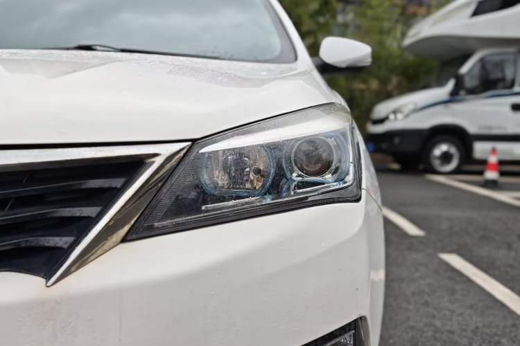 Used Changan Alsvin V7 2016 1.6L Manual Enjoyment Model China V Standard
