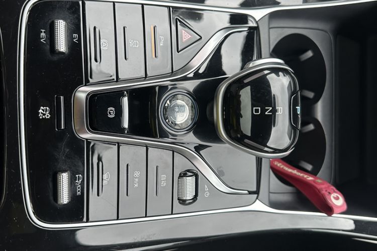 Used BYD Qin PLUS 2023 Champion Edition DM-i 120KM Leading Model
