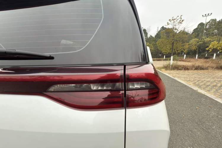 Used GAC Trumpchi M6 2021 PRO 270T Automatic Luxury Edition
