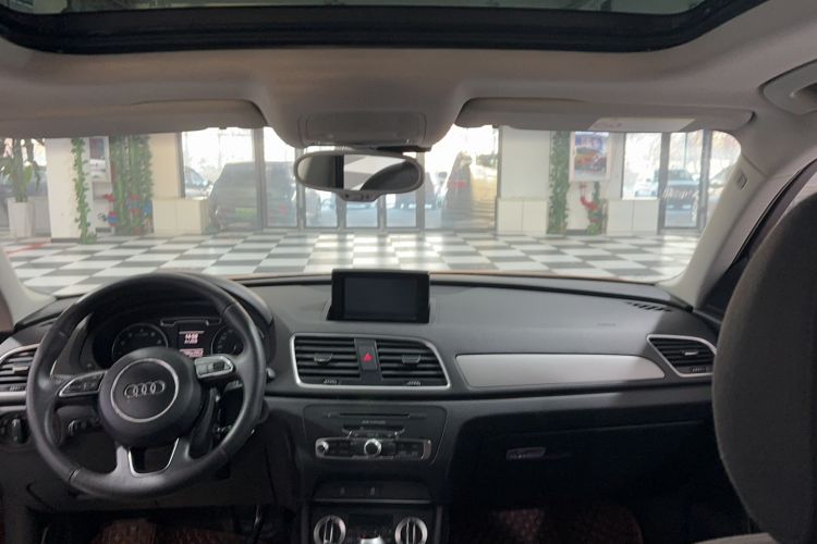 Used Audi Q3 2015 30 TFSI Ambition Edition