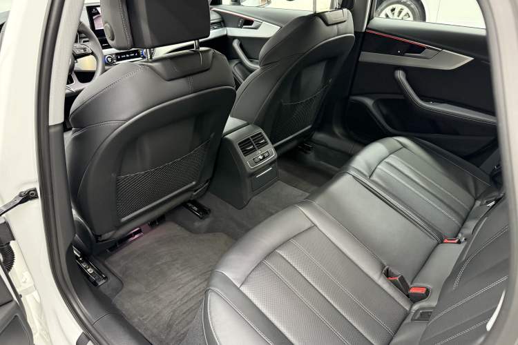 Used Audi A4L 2020 40 TFSI Fashion Dynamic Model
