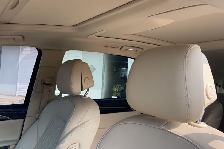 Used Buick GL8 2022 ES Land Cruiser 653T Luxury Model
