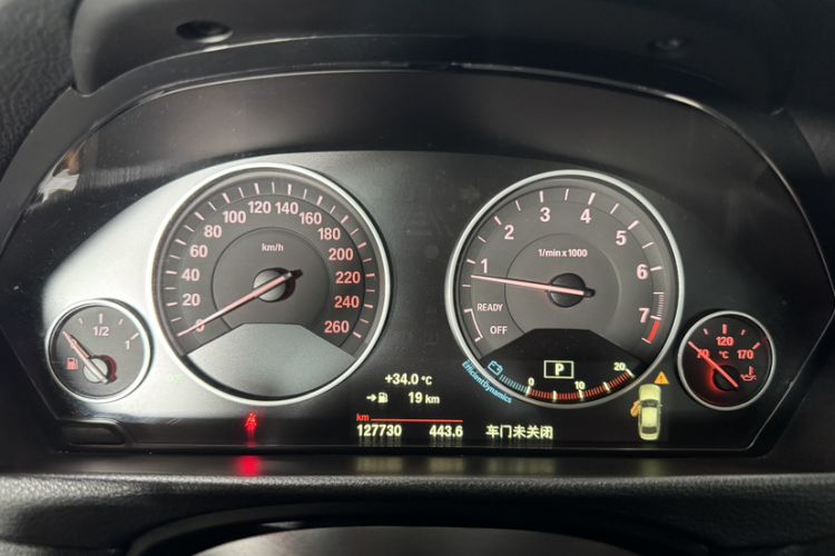 Used BMW 3 Series 2015 320Li Luxury Design Package
